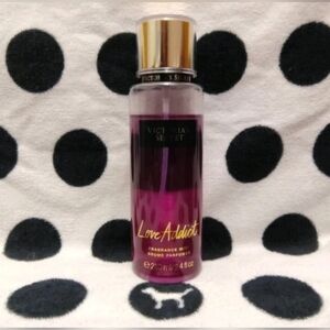 Victoria's Secret Love Addict 8.4 oz. **DISCONTINUED** **RARE** **HTF**